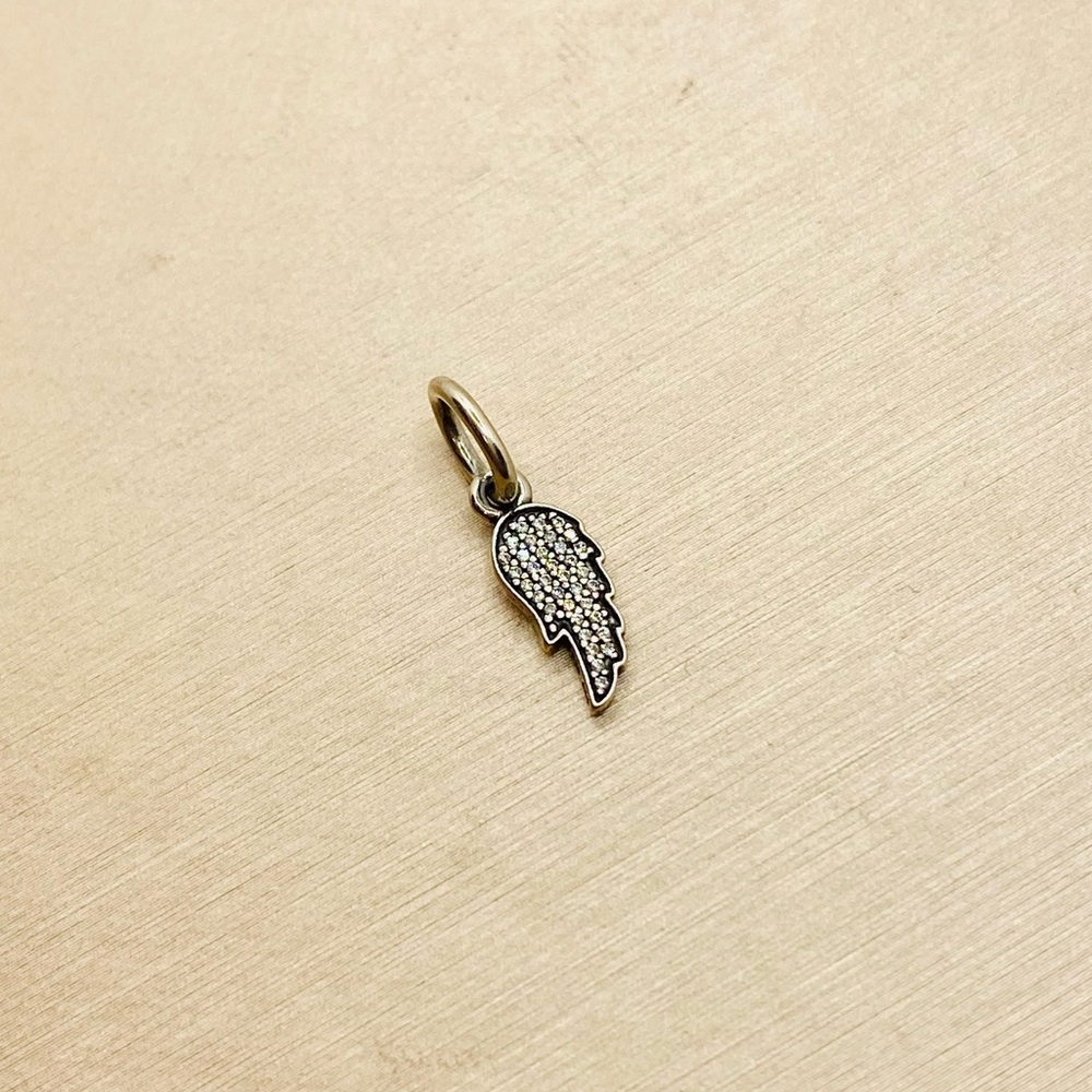 EUC Pandora 791352CZ Sterling Silver Symbol of Guidance Angel Wing Dangle Charm - Picture 3 of 6